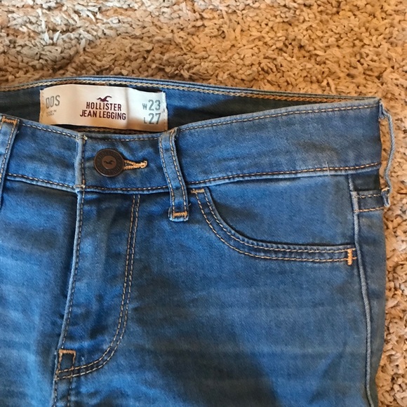 Blue jeans - Picture 2 of 3